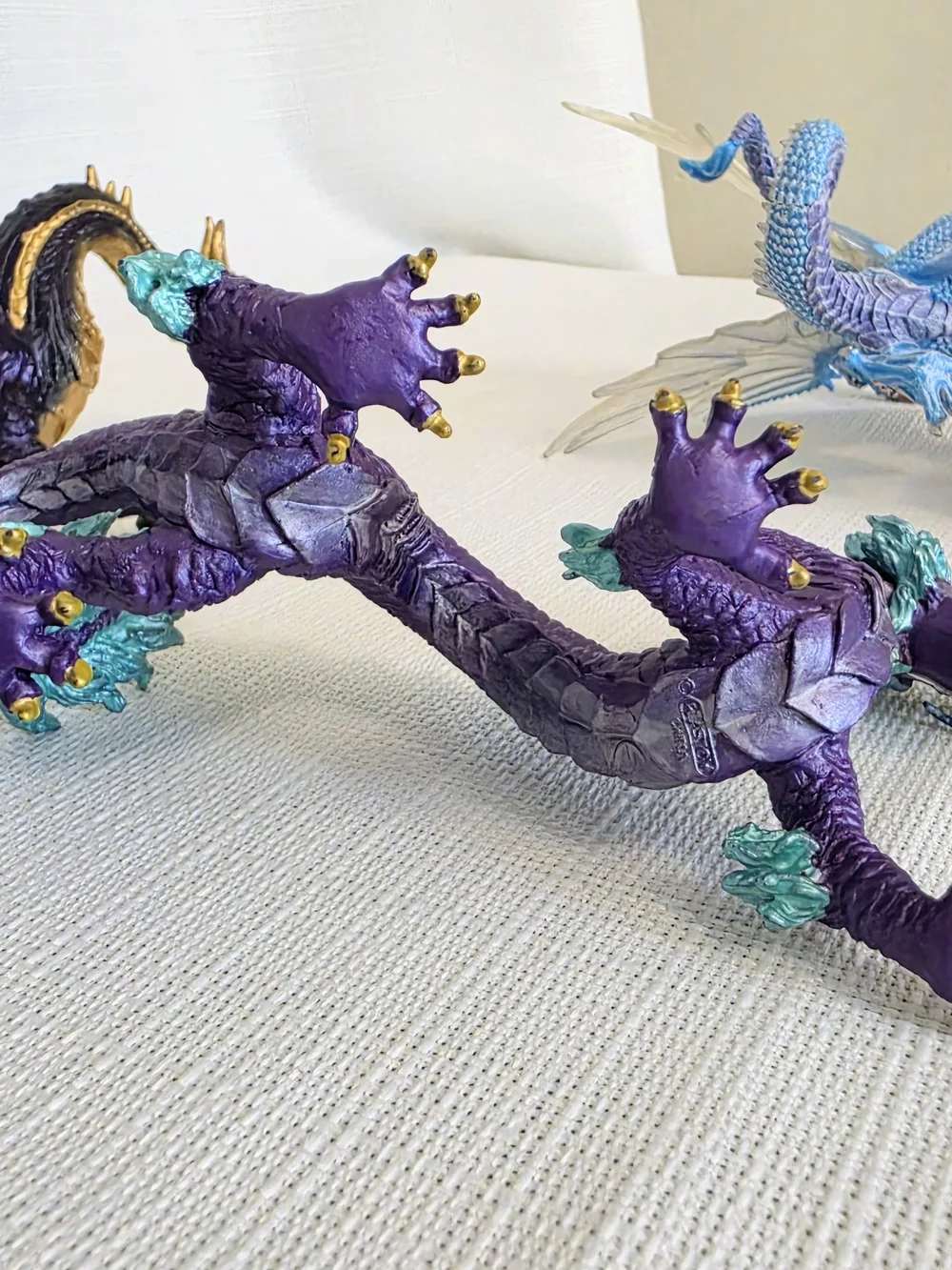 Safari Plastoy detailed dragon